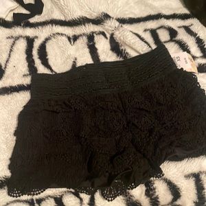 Cute Black Lace Shorts new with tags!